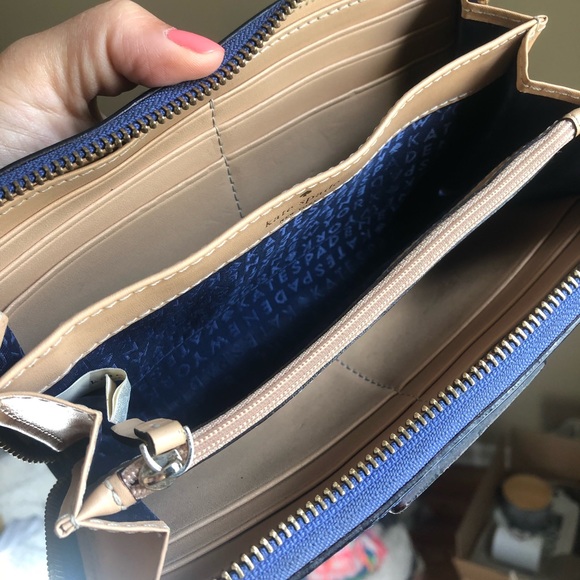 Kate Spade’s sam large continental wallet - Picture 3 of 3